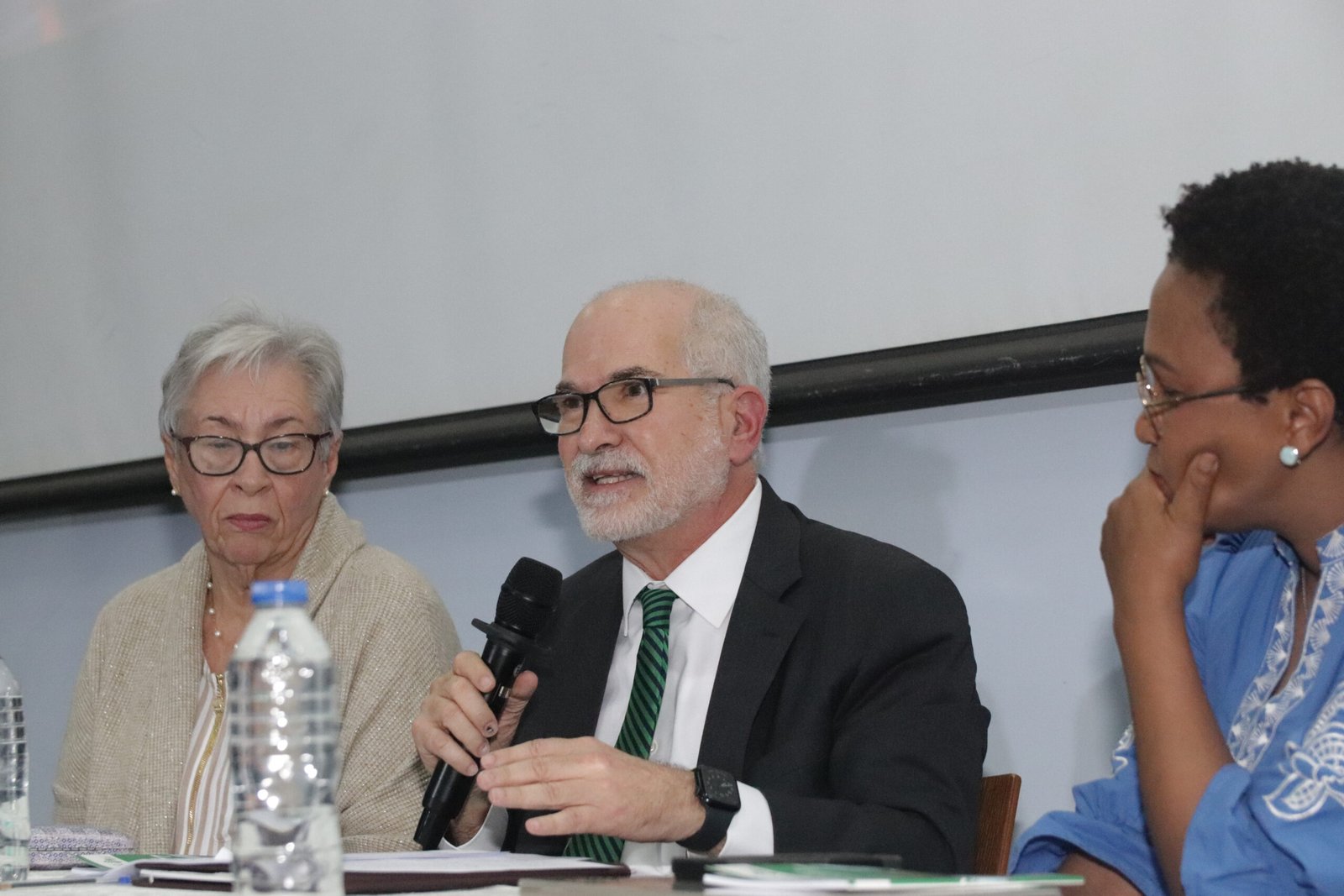 7mo informe del Observatorio de casos de corrupción administrativa: caso Senasa